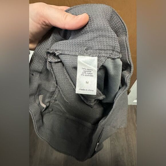 Maurices Crop Pants Medium Grey Textured (159) - Picture 5 of 5